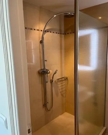 Apartment Penthouse 100m2 Avec 2 Et Terrasse 80m2
