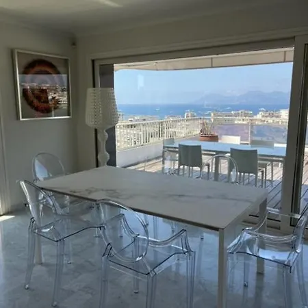 Apartment Penthouse 100m2 Avec 2 Et Terrasse 80m2 Cannes